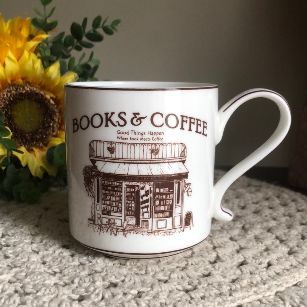 Envogue White Fine Bone China “Books & Coffee' Mug with Bookstore Illustration